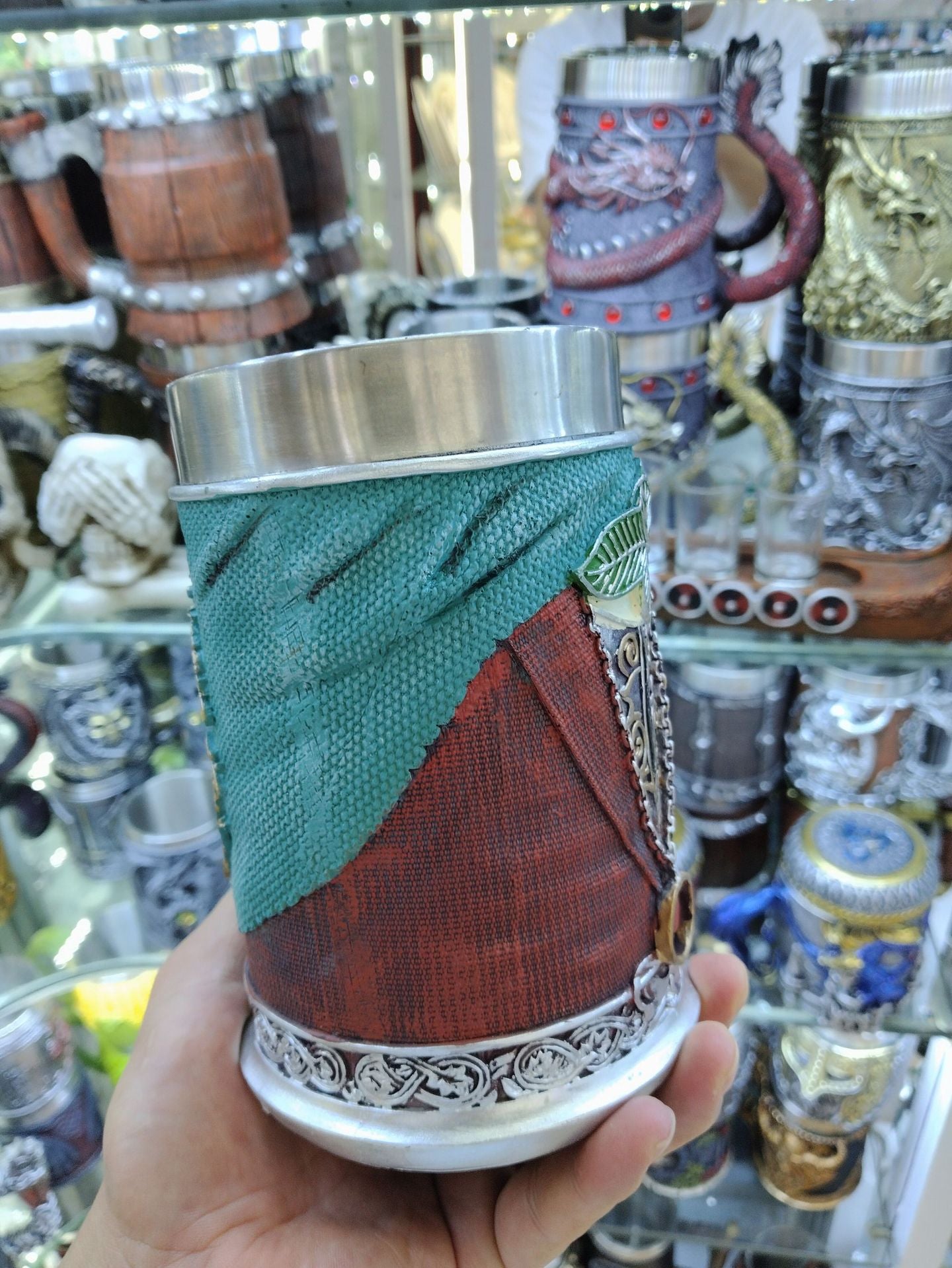 Lord of the Rings stainless steel beer mug detail image 14
