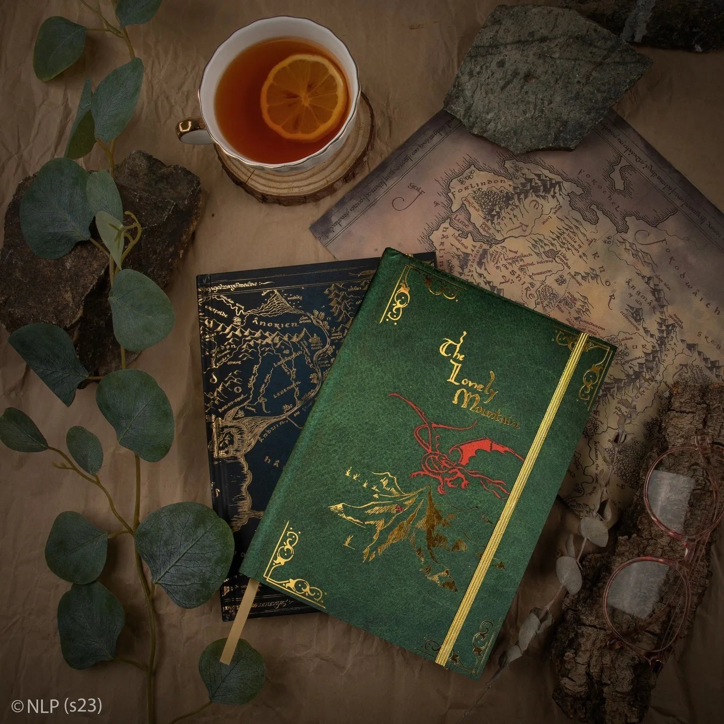 Lord of the Rings Hardcover Notebook with Foldable Map - product image 03